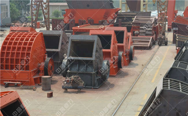 錘式破碎機(jī) 錘式破碎機(jī)