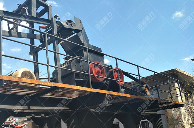 砂石雙轉(zhuǎn)子制砂機 砂石雙轉(zhuǎn)子制砂機