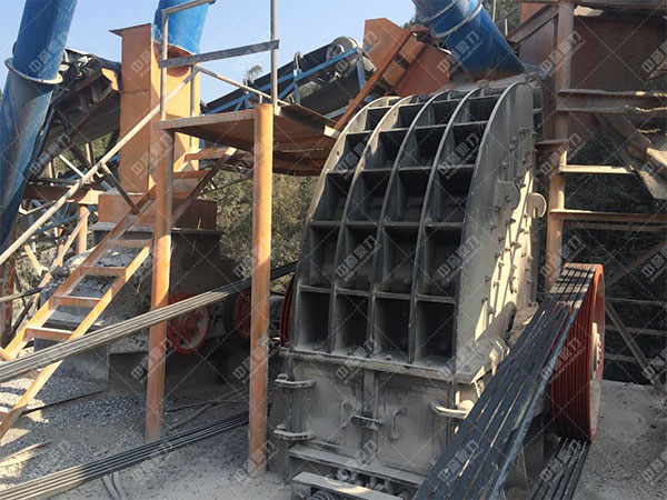 公路石料破碎機(jī)