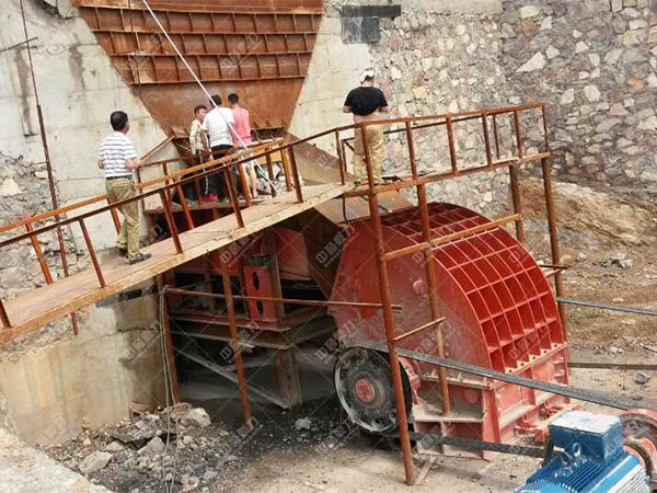 中譽鼎力錘式破碎機(jī)