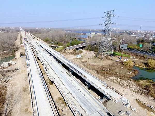 內(nèi)高鐵建設(shè)