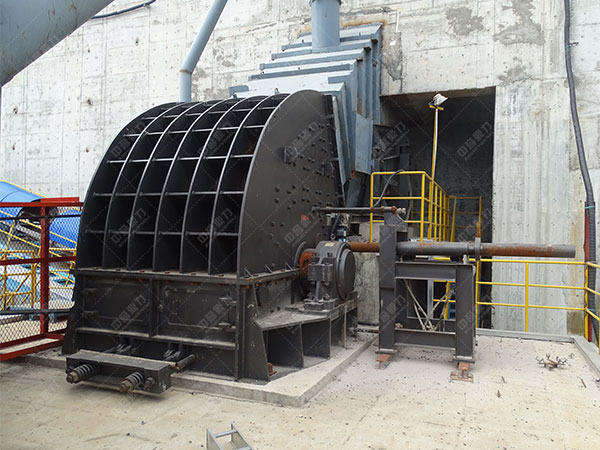 時產500噸錘式破碎機