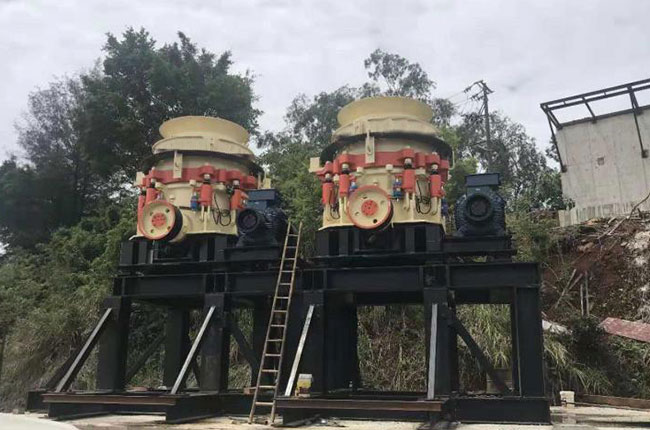 2200圓錐破碎機 2200圓錐破碎機