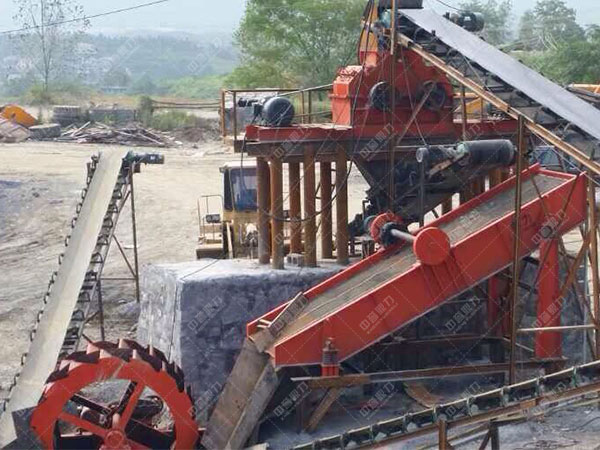 輪式水洗砂機(jī)械 輪式水洗砂機(jī)械
