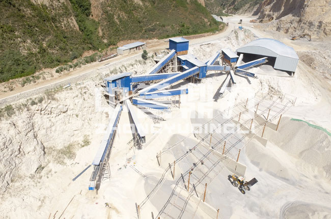 陜西東風水泥廠平安建材時產300噸石料破碎生產線